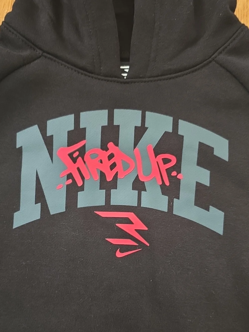 NIKE BRAND BOY'S BLACK 2 PIECE ACTIVE PANTS AND MATCHING PULLOVER HOODIE SIZE 6